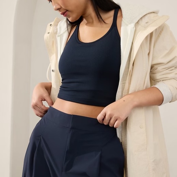 ATHLETA Pinnacle Trousers 10p 10 petite Navy worn once - Picture 3 of 4